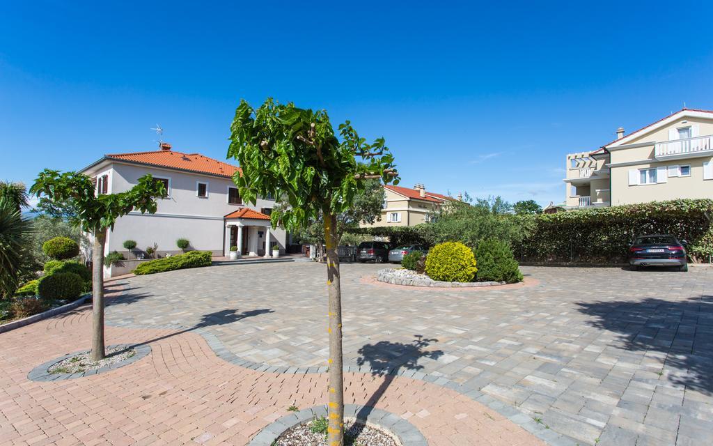 Vila Milcetic Malinska Exterior photo